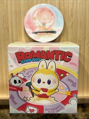 Skullpanda Romantic Ring Box - confirmed with card new inbox